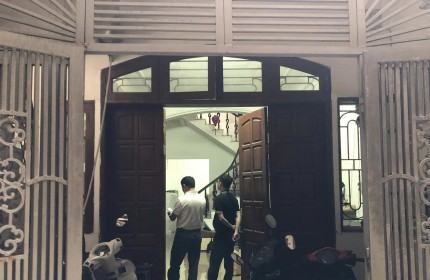CHO THUÊ NHÀ NGUYÊN CĂN NGÕ BA GÁC NGUYỄN TRÃI, 3 TẦNG, 55M, MT 5M, GIÁ 13 TRIỆU (CTL)